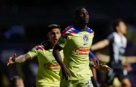 Julián Quiñones suma tres goles en el campeonato mexicano. 