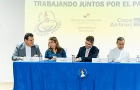 Firma de la alianza.