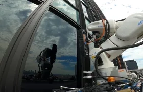 El robot ha sido bautizado como Ozmo.