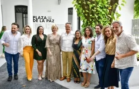 Ramiro Osorio, Diana Acosta, Pilar Ocampo, Juan José Jaramillo, José Aguirre, José Bedoya y Sandra Gómez, entre otros, en la rueda de prensa de este jueves.