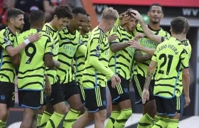 Los jugadores del Arsenal celebrando uno de los tantos.