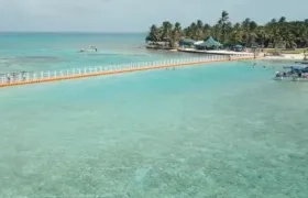 Haynes Cay, una pequeña isla al lado del Acuario en el archipiélago de San Andrés.
