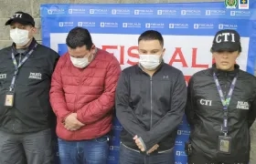 Los dos hombres que fueron asegurados por un juez de control de garantías. 