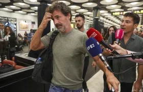 Rodolfo Sancho llegando a España después de visitar a su hijo.