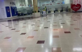 Sede asaltada del banco AV Villas.