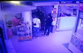 Momentos previos al ataque a bala.