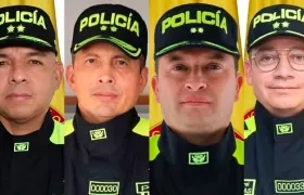 General Nicolás Alejandro Zapata Restrepo, nuevo Subdirector de la Policía, y seguidamente Tito Yesid Castellanos Tuay, Carlos Fernando Triana Beltrán y Carlos Humberto Rojas Pabón, quienes salen de la institución.
