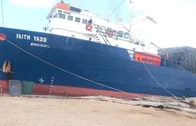 Motonave Faith Yadd, de matrícula IMO 8216497.