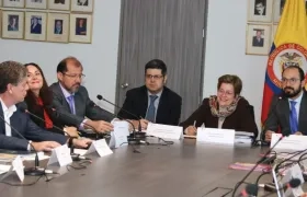 La Ministra de Trabajo, Gloria Inés Ramírez, presidió la mesa de negociaciones instalada hoy martes 28 de noviembre.