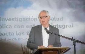 Guillermo Alfonso Jaramillo, Ministro de Salud.