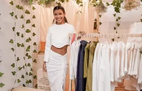 Una de las expositoras de 'The local Project’ en el Pabellón de Cristal de Puerta de Oro