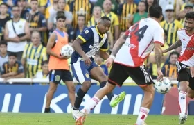 Jaminton Campaz marcó el tercer gol de Central y fue la gran figura del partido contra River Plate.