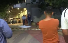 La estudiante murió en el acto. 