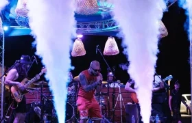 La banda 'WhiteWolf'.