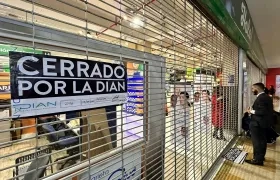 Cierre de la tienda Jumbo en Bogotá.