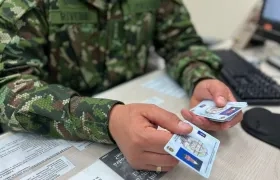 Entrega de libretas militares. 