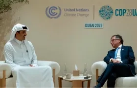 El jeque Tamim bin Hamad Al Thani, Jefe de Estado de Catar, reunido con el Presidente Gustavo Petro.