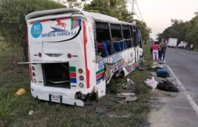 La buseta involucrada en el accidente