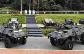 Vehículos militares blindados similares a estos entregará Gobierno de Estados Unidos al Ejército colombiano.