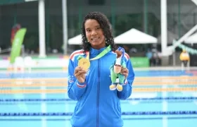 Gabriela Siso se impuso en la prueba de los 100 metros espalda. 