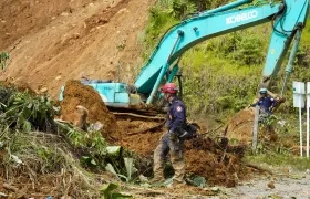 En el rescate de los siete cuerpos participan 115 personas expertas.