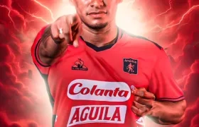 Michael Barrios regresa al fútbol colombiano después de nueve años. 