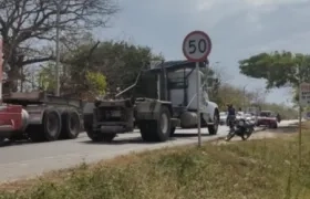 El motociclista chocó contra una chocó contra una volqueta de placa WPW 919. 