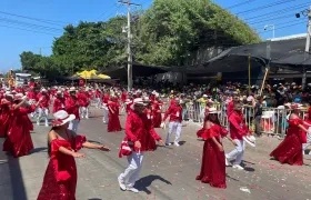 Danzantes despliegan su talento.