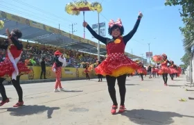 Las Negritas Puloy desfilaron en el Cumbiódromo de la Vía 40.