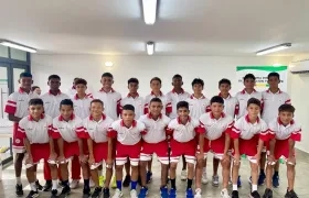 Integrantes de la selección Atlántico Sub-13 de fútbol. 