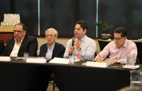 Jorge Segebre, presidente de Camacol Atlántico, en la junta que presidió el presidente nacional del gremio, Guillermo Herrera