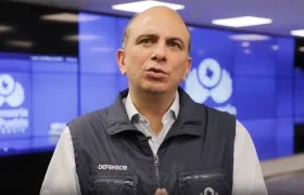 Carlos Camargo, defensor del Pueblo.