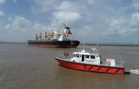 Colombia y Reino Unido intercambian conocimiento cartográfico.