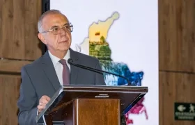 Iván Velásquez, ministro de Defensa.