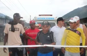 Alias 'Gafas' fue el encargado de cortar la cinta inaugural 