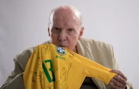 Mario Lobo Zagallo, campeón con Brasil como jugador y técnico. 