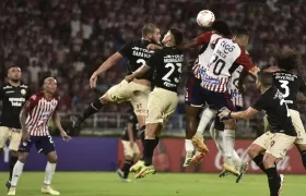 Acciones del partido de esta noche en el estadio Metropolitano. 