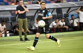 Juan Fernando Quintero, mediocampista de Racing de Avellaneda. 