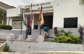 Estación de Policía del barrio El Bosque. 