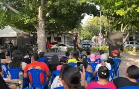 Asistentes del barrio Las Palmas disfrutaron de una tarde de risas. 