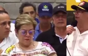 Momento del regaño del Presidente a López y Bolívar.