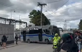Traslado de reclusos de la Cárcel La Modelo de Bogotá. 