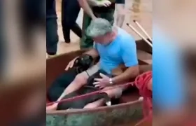 Hombre rescató a sus cuatro perros.