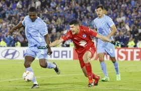 Carlos Lampe, portero del Bolívar, fue uno de los que envió un mensaje a Asprilla.