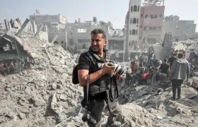 Uno de los reporteros palestinos que cubren la guerra en Gaza