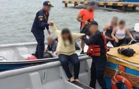 Entre los rescatados hay cuatro menores de edad.