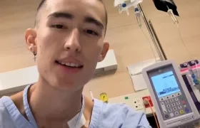 Julio Camargo, joven con cáncer extraño en Australia. 