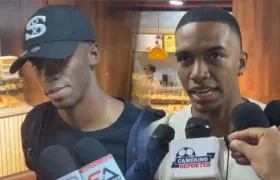 Andrés Colorado y Yani Quintero hablaron con los periodistas a su llegada a Barranquilla.  