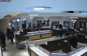 Los hombres armados que saquearon una joyería en Sunnyvale, California