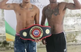 Albeiro Paredes y Sammy Ramos se enfrentan por el título Fedecaribe de la categoría supergallo. 